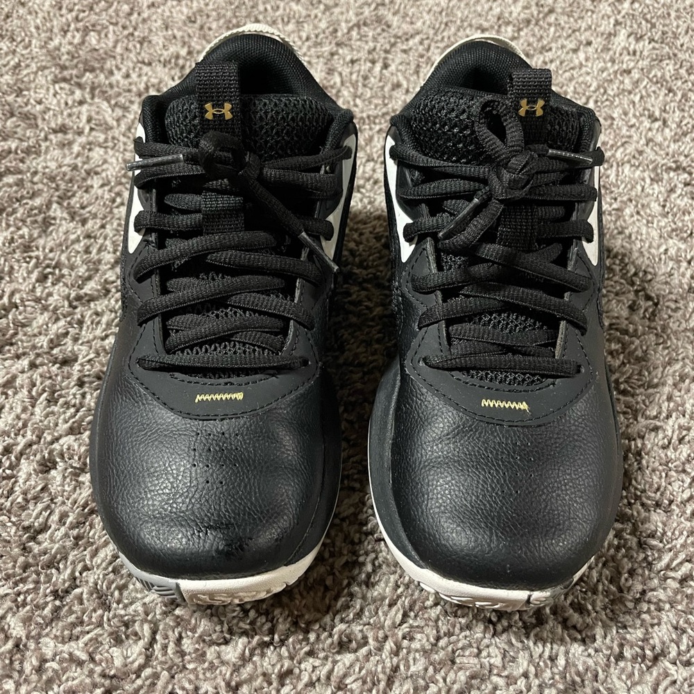 Under Armour Black and White Athletic Shoes with Ankle Support